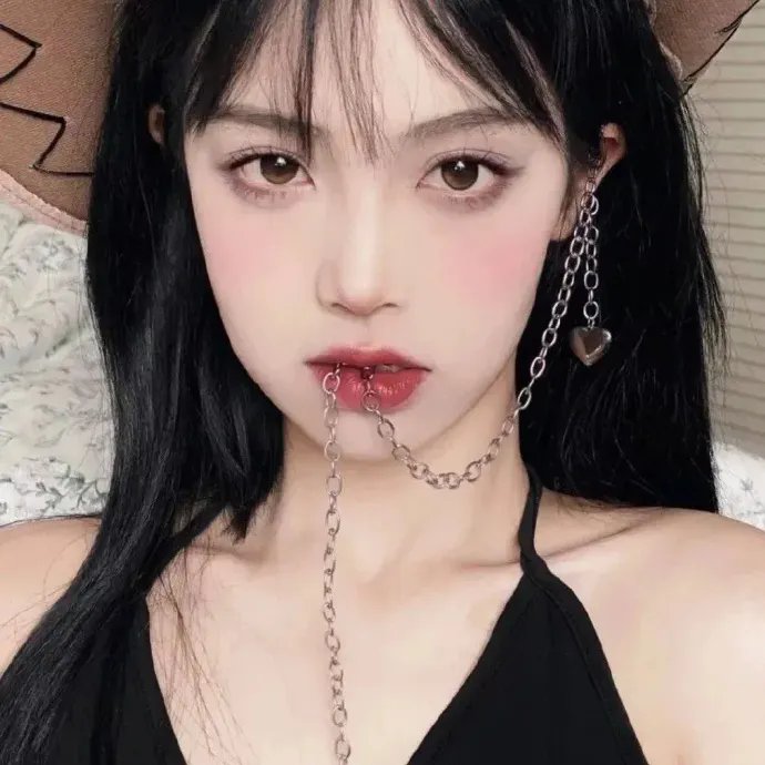 女军官与魔鬼